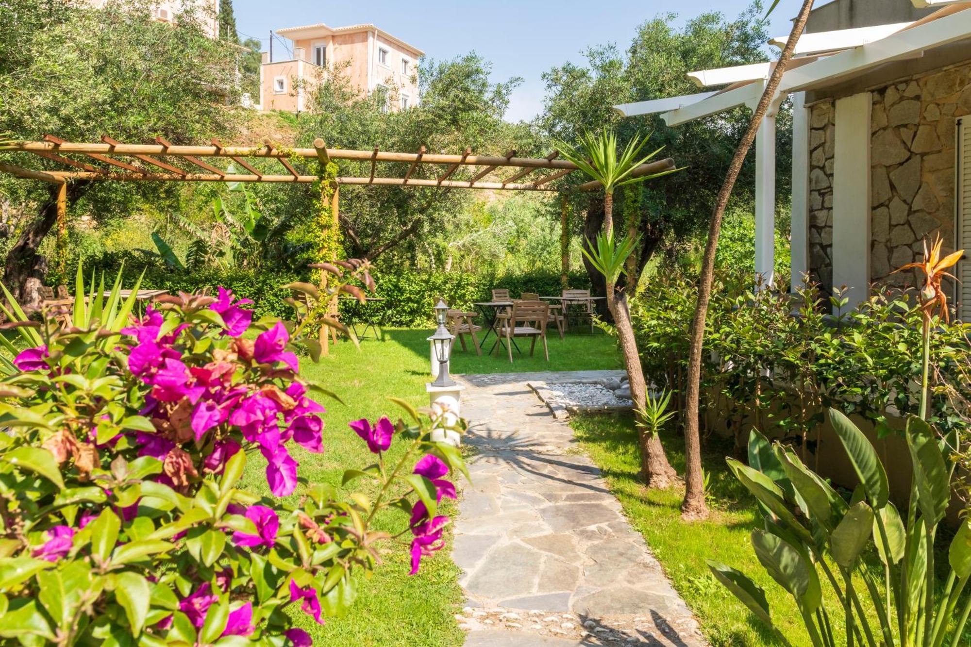 Golden Sun Aparthotel Parga Exterior foto